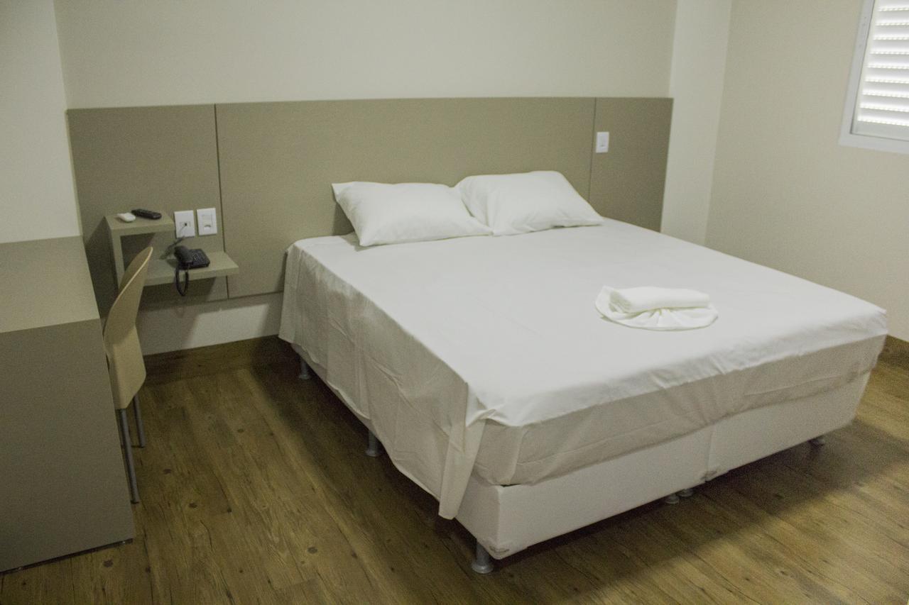 Patos Hotel Patos de Minas Εξωτερικό φωτογραφία